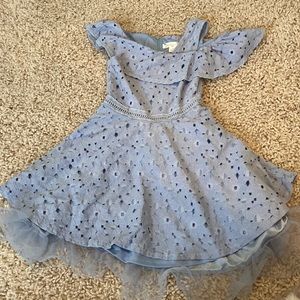 One shoulder, fully lined dress no rips stains or snags